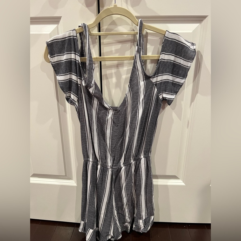 American Eagle Romper